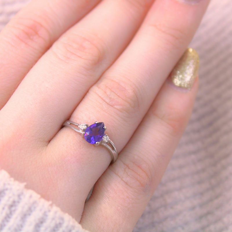 14K White Gold Diamond & Pear shaped Amethyst Ring