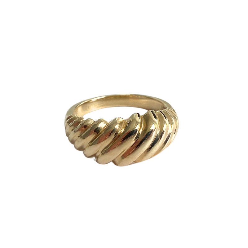 10K Yellow Gold Wavy Ring